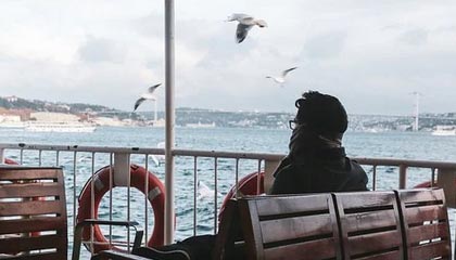 三角洲行动外挂教程：免费自瞄与透视工具安装与使用指南